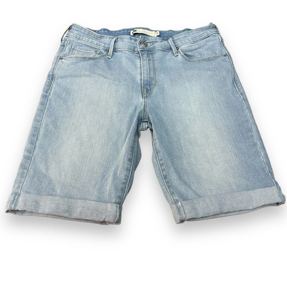 Levi’s White Tab Cuffed Bermuda Shorts Womens Size 10 Light Wash Rolled Jorts